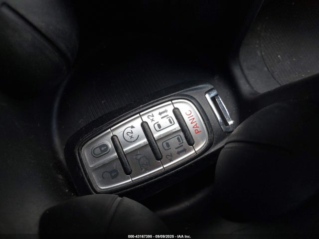 2C4RC1EG3HR531141 Chrysler Pacifica