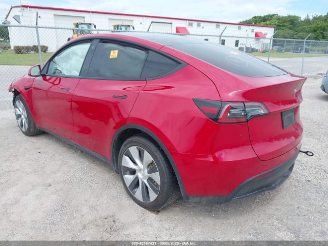 2023 TESLA MODEL Y 7SAYGAEE6PF777290 Photo 2
