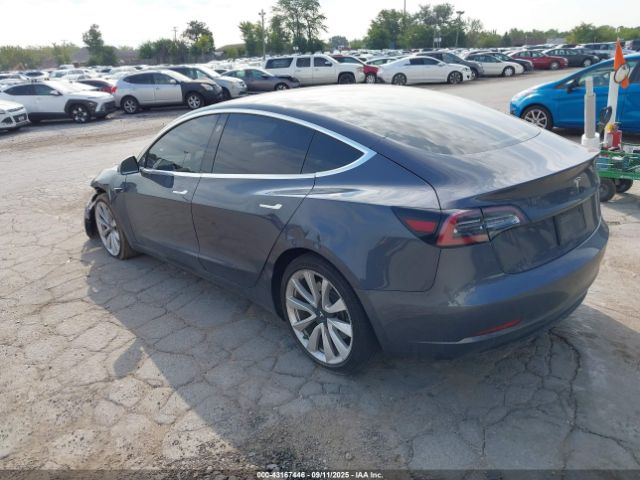 2019 TESLA MODEL 3 5YJ3E1EA0KF397526 Photo 2