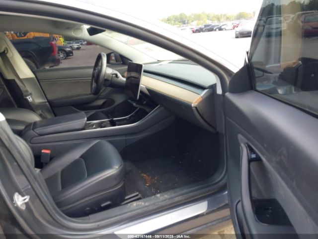 2019 TESLA MODEL 3 5YJ3E1EA0KF397526 Photo 4