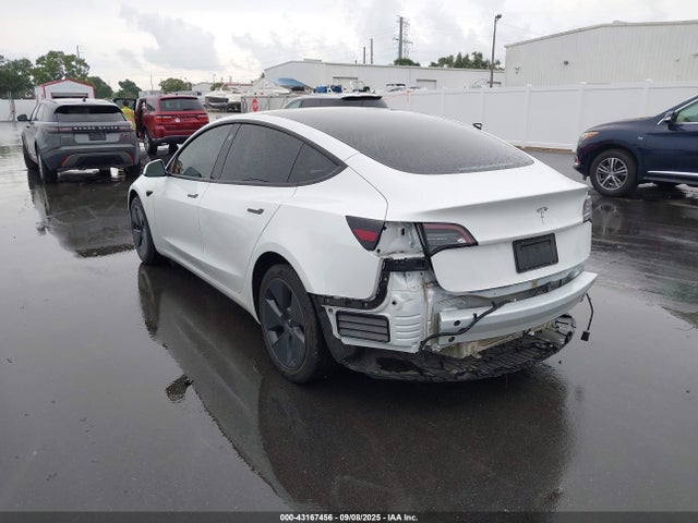 2023 TESLA MODEL 3 5YJ3E1EA3PF394675 Photo 2