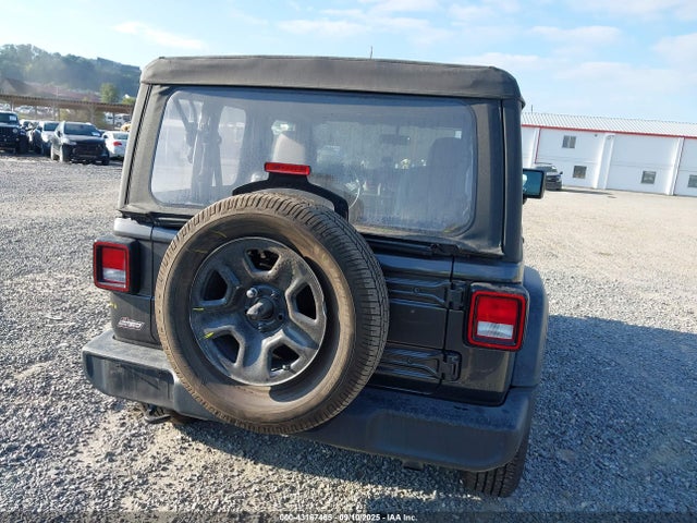 1C4GJXAN8JW299945 Jeep 2018