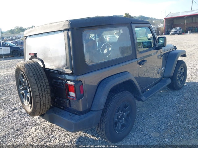 1C4GJXAN8JW299945 Jeep 2018