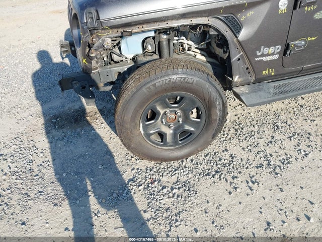 1C4GJXAN8JW299945 Jeep 2018
