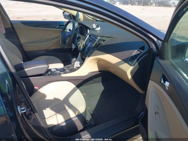 43167557 :رقم المزاد ، 5NPEB4AC5DH736604 vin ، 2013 Hyundai Sonata Gls مزاد بيع