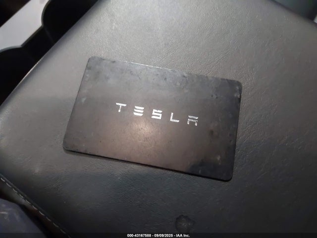 2021 TESLA MODEL Y 5YJYGDEE2MF159264 Photo 10