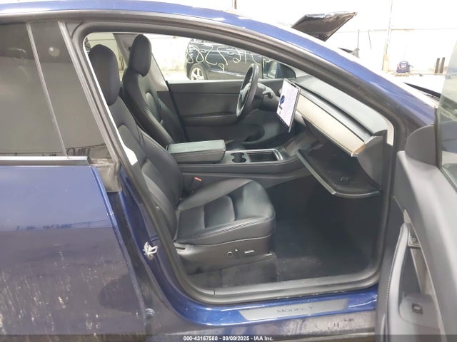 2021 TESLA MODEL Y 5YJYGDEE2MF159264 Photo 4