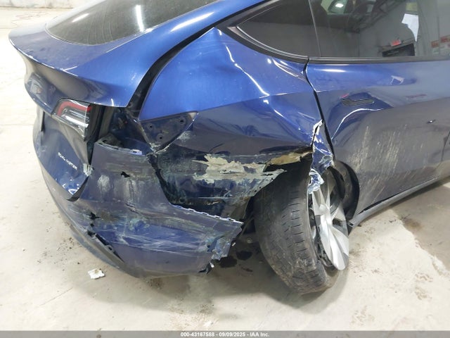 2021 TESLA MODEL Y 5YJYGDEE2MF159264 Photo 5
