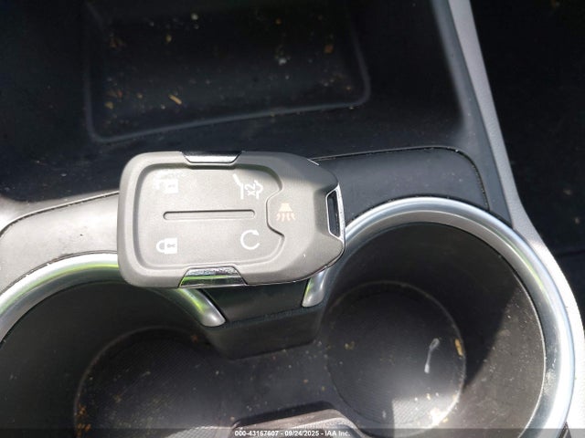 3GKALPEV3LL305075 GMC lyx
