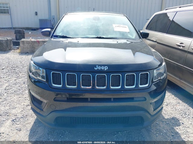 3C4NJCAB5JT488242 Jeep Compass
