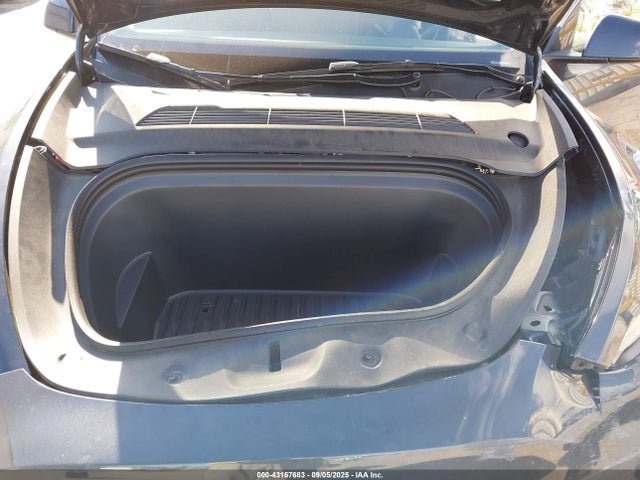 2024 TESLA MODEL Y 7SAYGDEEXRA286898 Photo 9