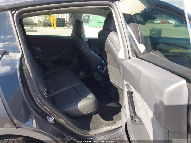 2024 TESLA MODEL Y 7SAYGDEEXRA286898 Photo 7