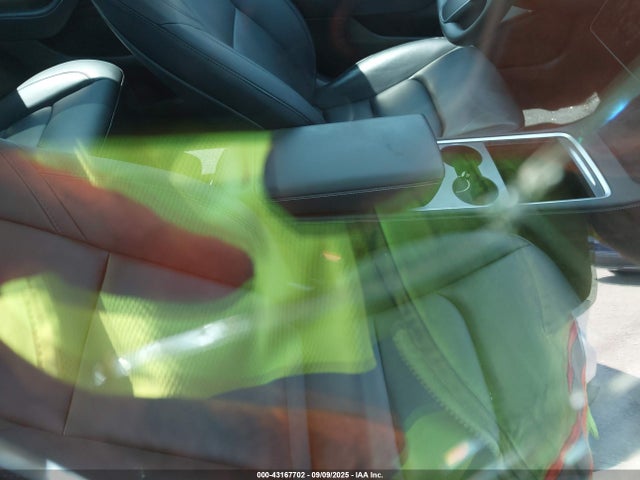 2023 TESLA MODEL 3 5YJ3E1EC0PF628336 Photo 4