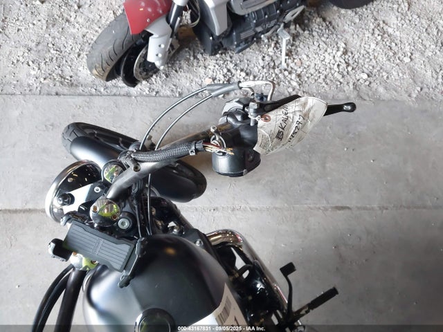 Harley-Davidson Iron 883 2021 1HD4LE218MB418133 Image 13