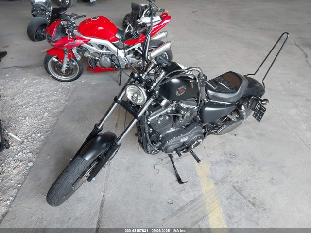 Harley-Davidson Iron 883 2021 1HD4LE218MB418133 Image 2