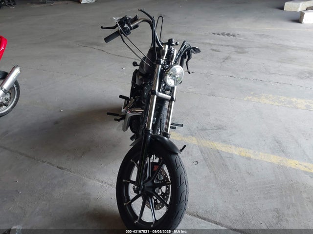 Harley-Davidson Iron 883 2021 1HD4LE218MB418133 Image 5