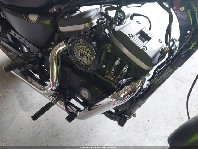 Harley-Davidson Iron 883 2021 1HD4LE218MB418133 Image 8