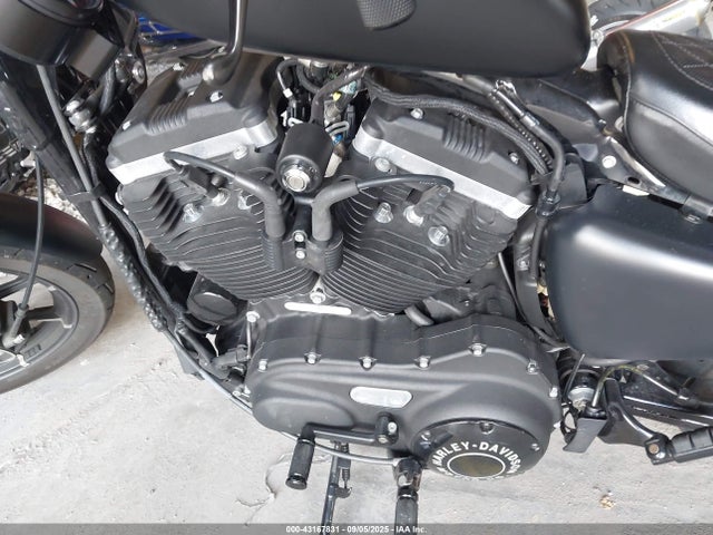 Harley-Davidson Iron 883 2021 1HD4LE218MB418133 Image 9