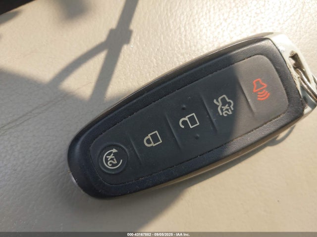 Продажа на аукционе авто 2014 Ford Escape Titanium, vin: 1FMCU0JX4EUE36925, номер лота: 43167882