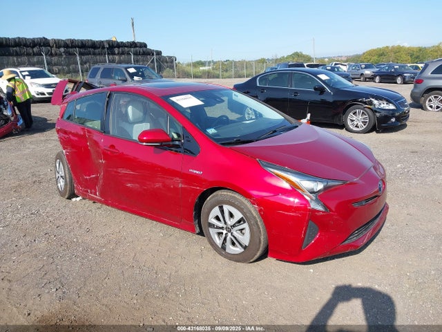 43168035 :رقم المزاد ، JTDKARFU9J3063585 vin ، 2018 Toyota Prius Four مزاد بيع