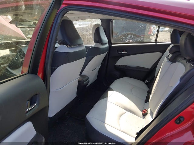 43168035 :رقم المزاد ، JTDKARFU9J3063585 vin ، 2018 Toyota Prius Four مزاد بيع