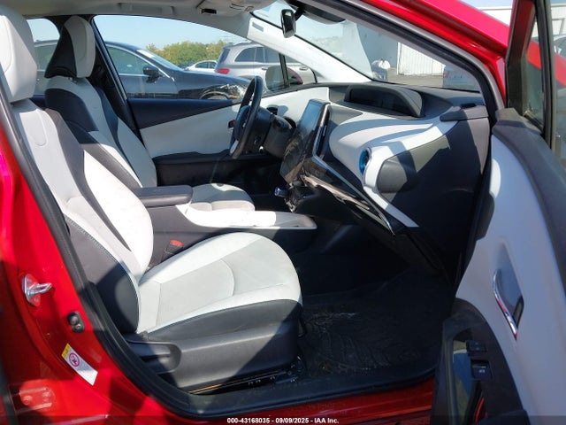 43168035 :رقم المزاد ، JTDKARFU9J3063585 vin ، 2018 Toyota Prius Four مزاد بيع