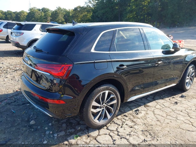 2021 AUDI Q5 WA1BAAFY3M2118783 Photo 3