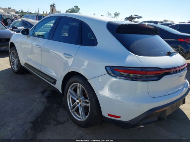 2023 PORSCHE MACAN WP1AA2A56PLB09934 Photo 2