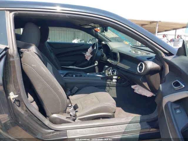 2019 CHEVROLET CAMARO 1G1FB1RS5K0139826 Photo 4