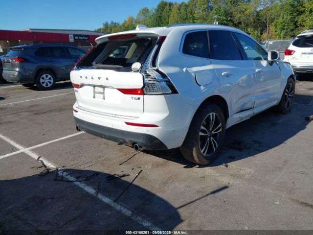 2018 VOLVO XC60 YV4A22RK9J1096170 Photo 3