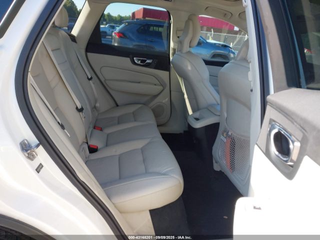 2018 VOLVO XC60 YV4A22RK9J1096170 Photo 7
