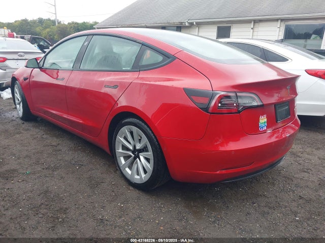 2022 TESLA MODEL 3 5YJ3E1EB5NF115720 Photo 2