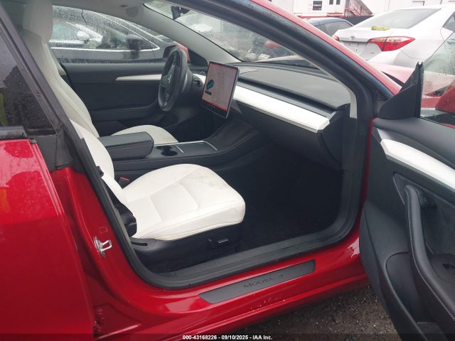 2022 TESLA MODEL 3 5YJ3E1EB5NF115720 Photo 4