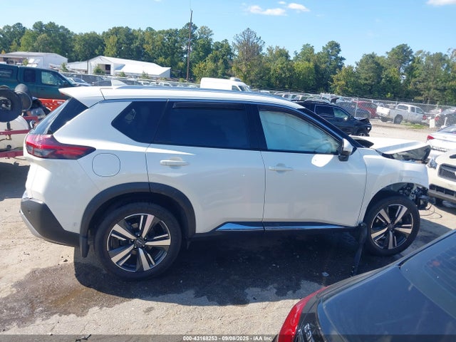 JN8BT3DD9PW303238 Nissan Rogue