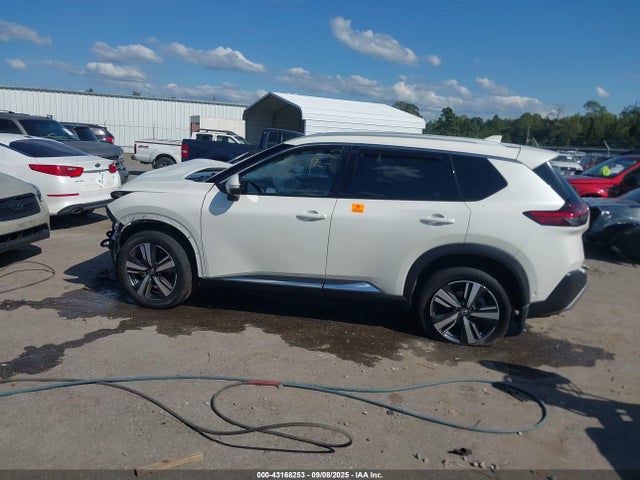 JN8BT3DD9PW303238 Nissan Rogue