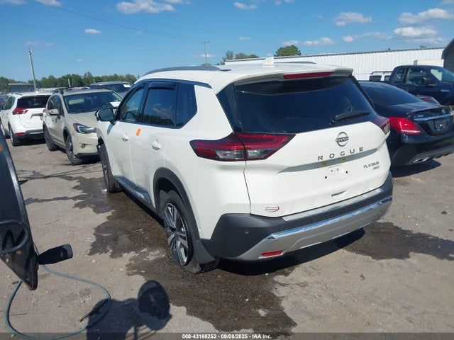 JN8BT3DD9PW303238 Nissan Rogue