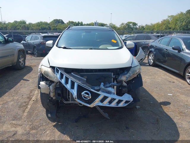 JN8AZ1MU3EW403542 Nissan 2014