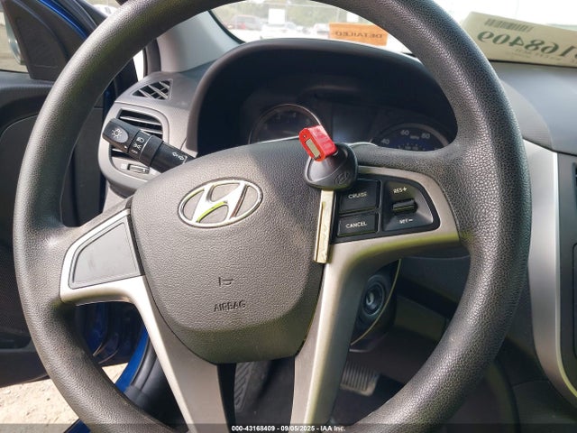 KMHCT5AE4HU320434 Hyundai Accent