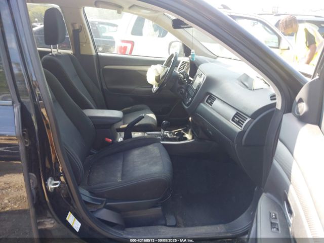 2017 MITSUBISHI OUTLANDER JA4AD2A38HZ046481 Photo 4