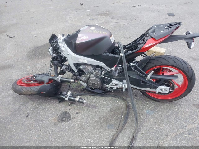 ZD4XEUA02S6002682 Aprilia Rs 457