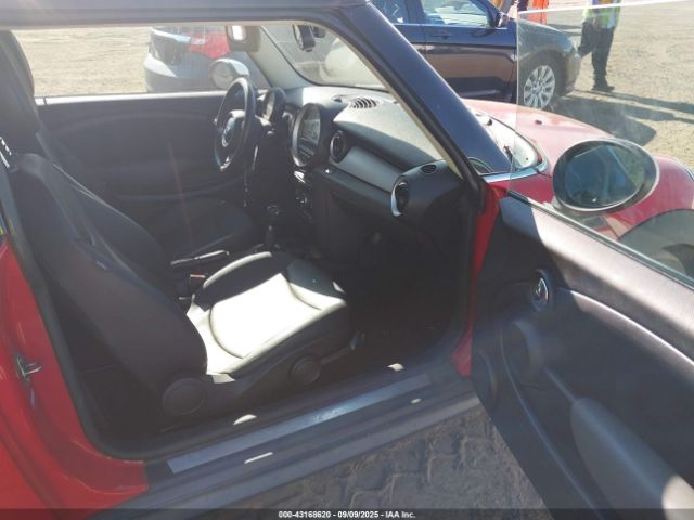 2012 MINI COOPER WMWSU3C51CT263930 Photo 4