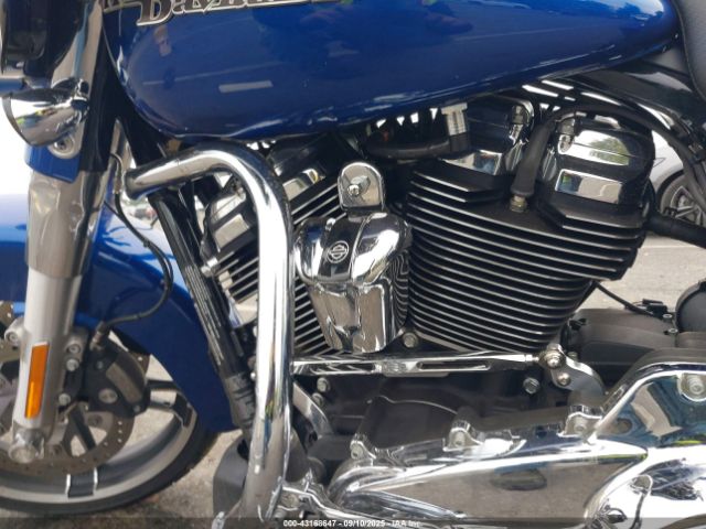 2017 HARLEY-DAVIDSON FLHXS 1HD1KRC12HB651443 Photo 8