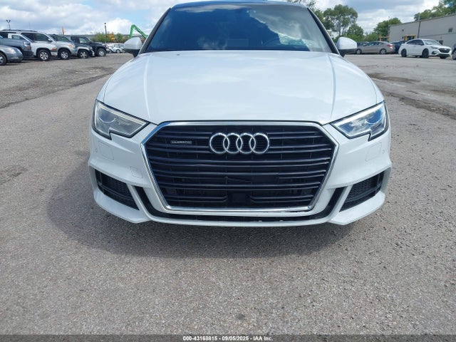 WAUJ8GFF4H1070654 Audi A3