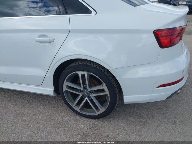 WAUJ8GFF4H1070654 Audi A3