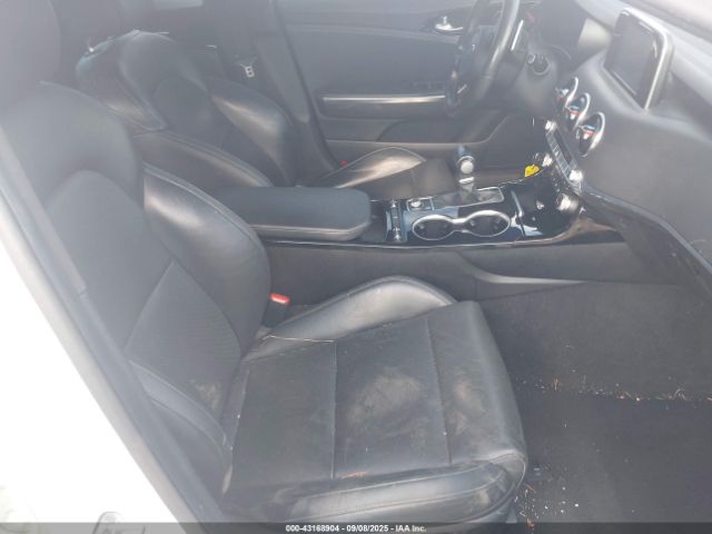 2020 KIA STINGER KNAE15LA2L6083062 Photo 4