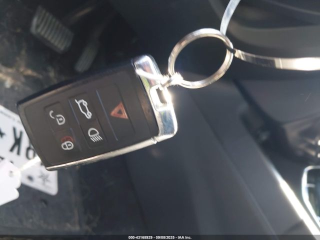 2019 JAGUAR E-PACE SADFJ2FX8K1Z40930 Photo 10