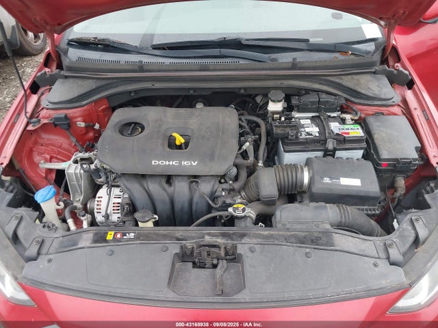 Hyundai Elantra 2017 5NPD84LF4HH025502 Image 10