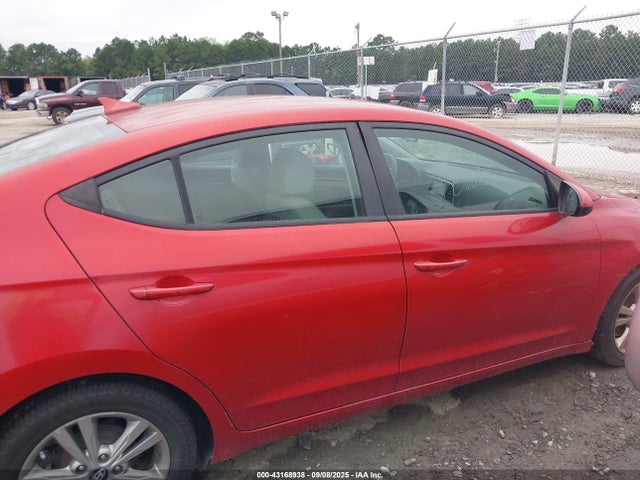 Hyundai Elantra 2017 5NPD84LF4HH025502 Image 13