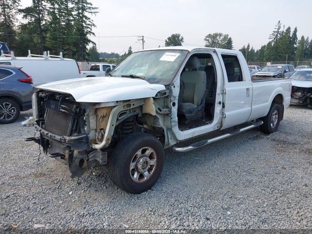 Ford F-250 Xlt 2014 1FT7W2B60EEA33973 Image 2