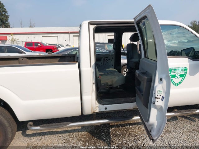 Ford F-250 Xlt 2014 1FT7W2B60EEA33973 Image 8